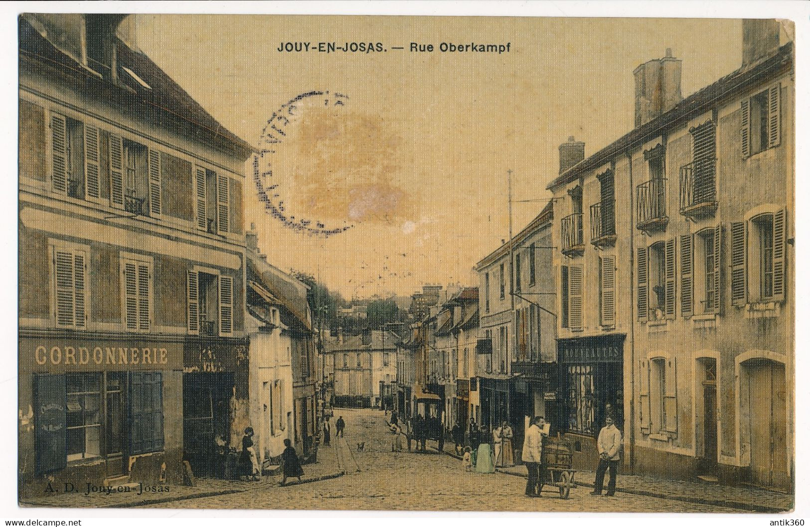 CPA 78 Carte Rare JOUY EN JOSAS Rue Oberkampf Colorisée Toilée - Jouy En Josas