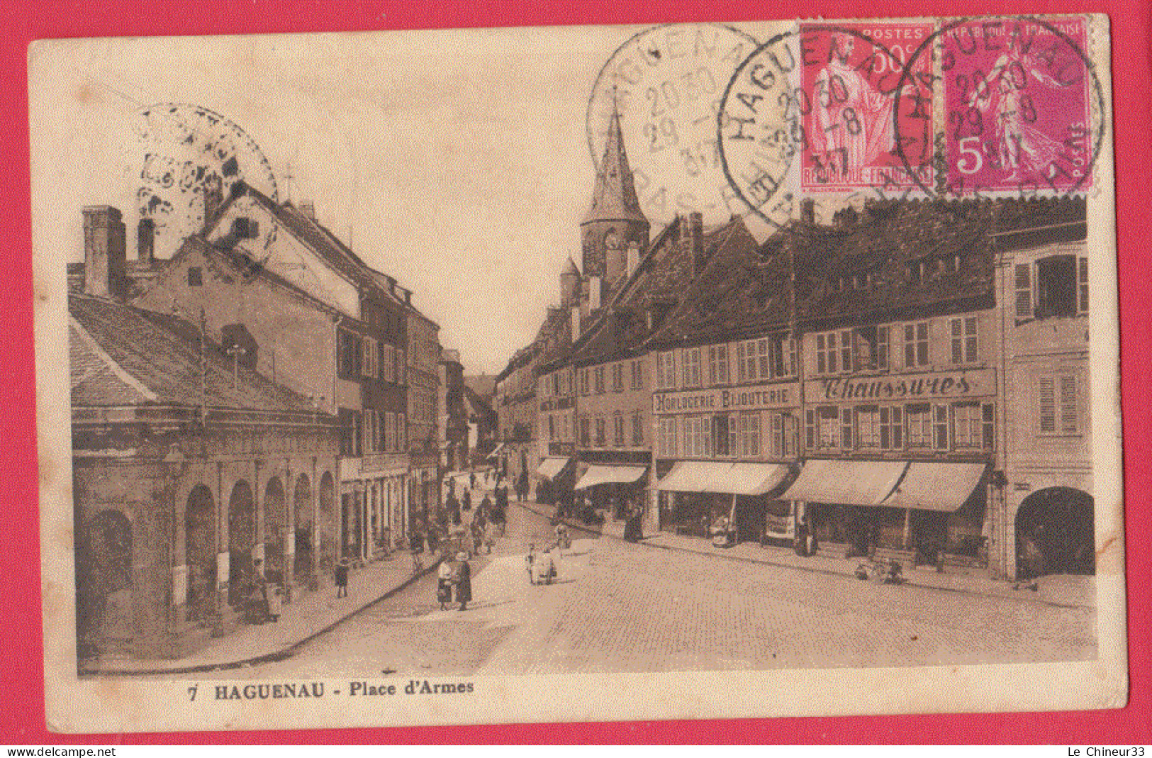 67 - HAGUENAU---Place D'Armes---cpsm Pf - Haguenau