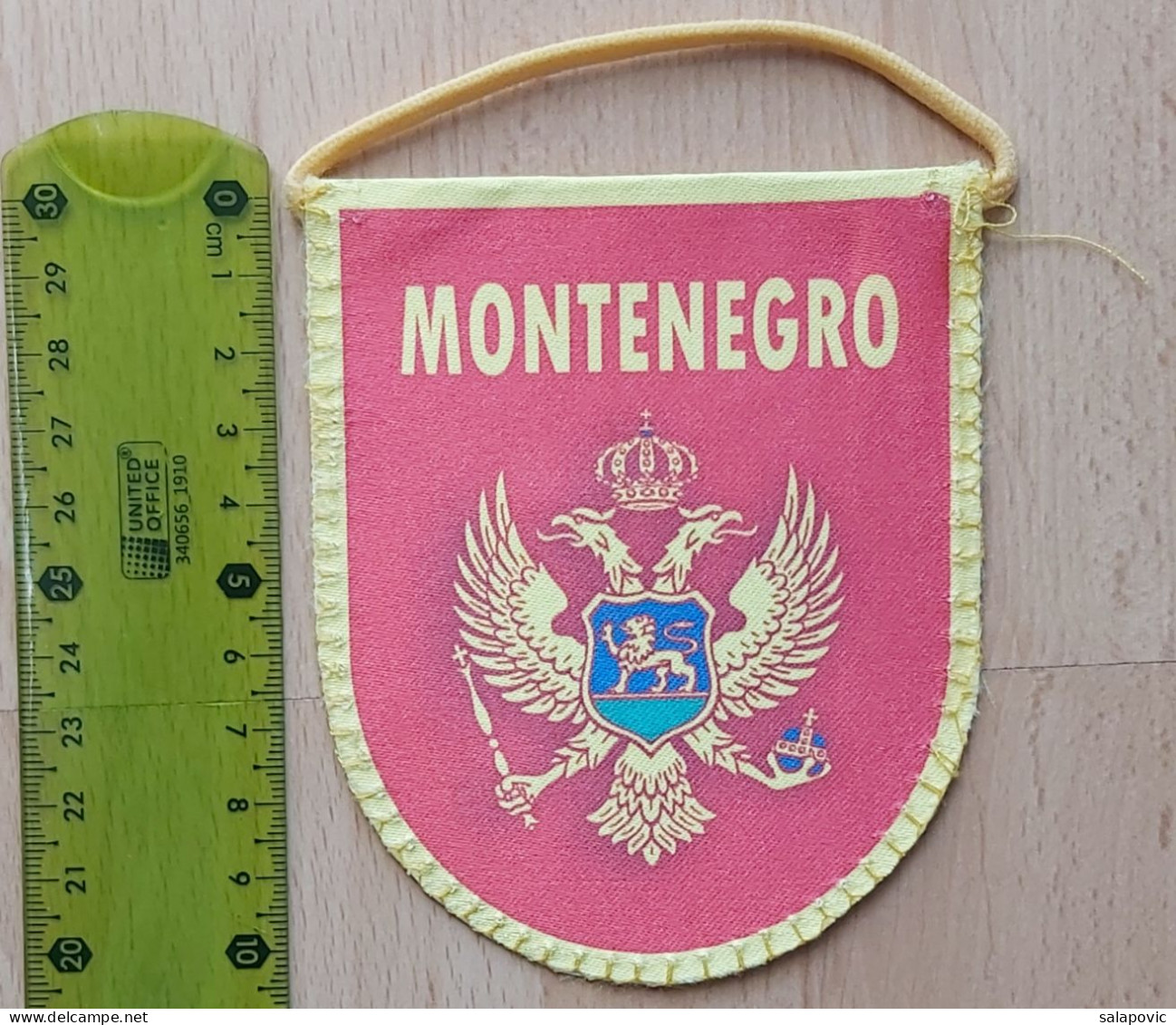 National Olympic Committee NOC Montenegro PENNANT, SPORTS FLAG ZS 3/15 - Habillement, Souvenirs & Autres