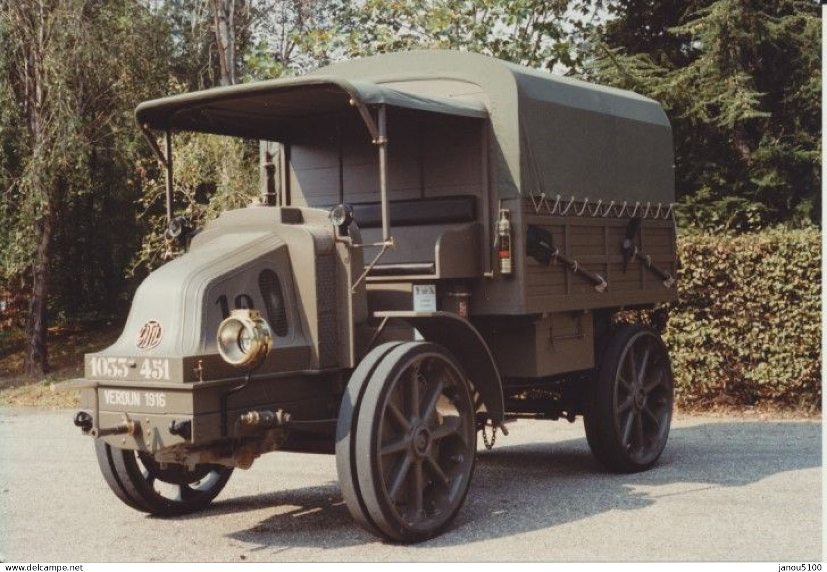 VIEUX PAPIERS     MATERIEL  ET ACCESSOIRES     FONDATION BERLIET      VEHICULES  INDUSTRIELS.