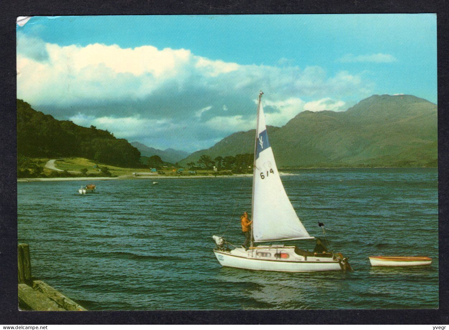 Ecosse - Sailing Is A Popular Sport On Loch Lomond, Strathclyde Region - Superbe Voilier Et Son Annexe (postée En 1987) - Ayrshire