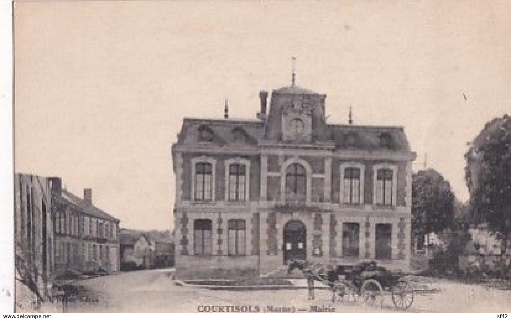 COURTISOLS       MAIRIE - Courtisols