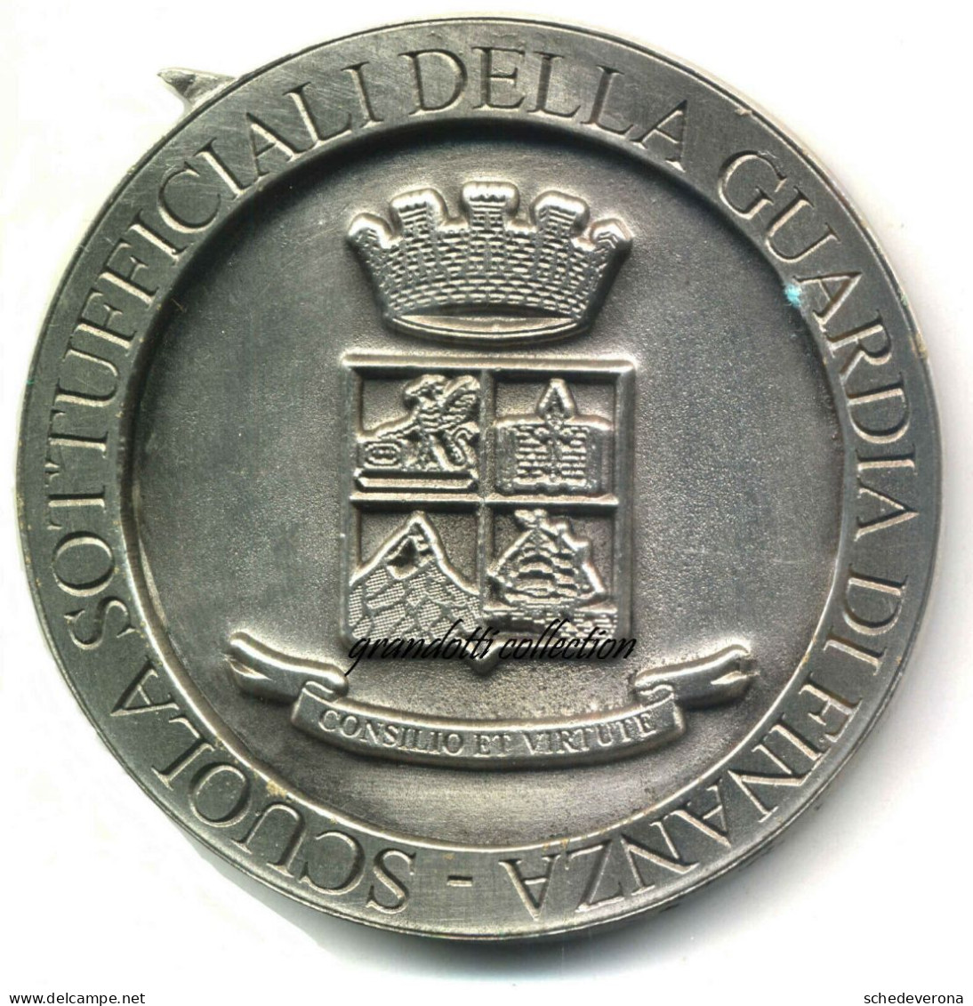 SCUOLA SOTTUFFICIALI GUARDIA DI FINANZA MONTELLO CUNEO 1997 MEDAGLIA RICORDO - Firma's