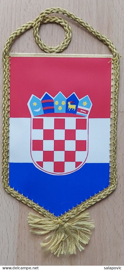 Croatia Basketball Federation PENNANT, SPORTS FLAG ZS 3/12 - Abbigliamento, Souvenirs & Varie