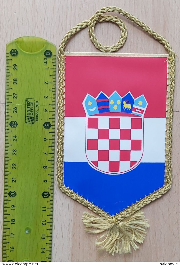 Croatia Basketball Federation PENNANT, SPORTS FLAG ZS 3/12 - Uniformes, Recordatorios & Misc