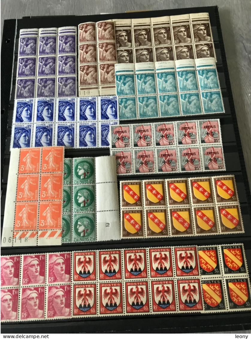 LOT  De  1000   TIMBRES De   DIVERS PAYS   ... Sur Les PLAQUETTES Les TIMBRES Sont NEUFS** - Lots & Kiloware (mixtures) - Min. 1000 Stamps