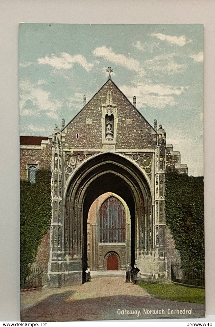 Gateway Norwich Cathedral, Norwich, Norfolk Postcard, Christian Novels Publishing - Norwich