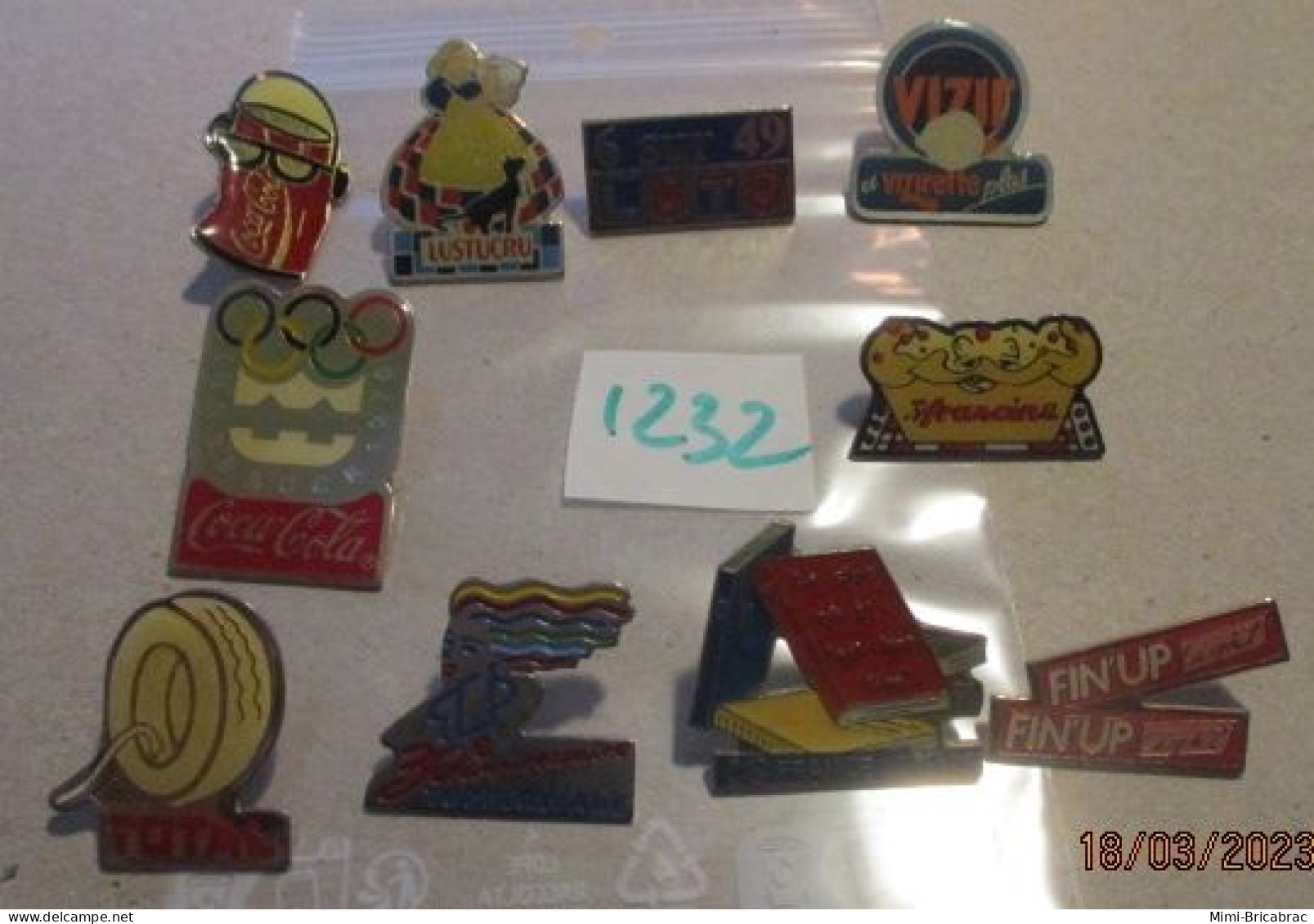 SUPER AFFAIRE A PRIX CASSE !!! LOT 1232 : Lot De 10 Pin's TOUS DIFFERENTS En Très Bon état Mais SANS Les Attaches - Lots