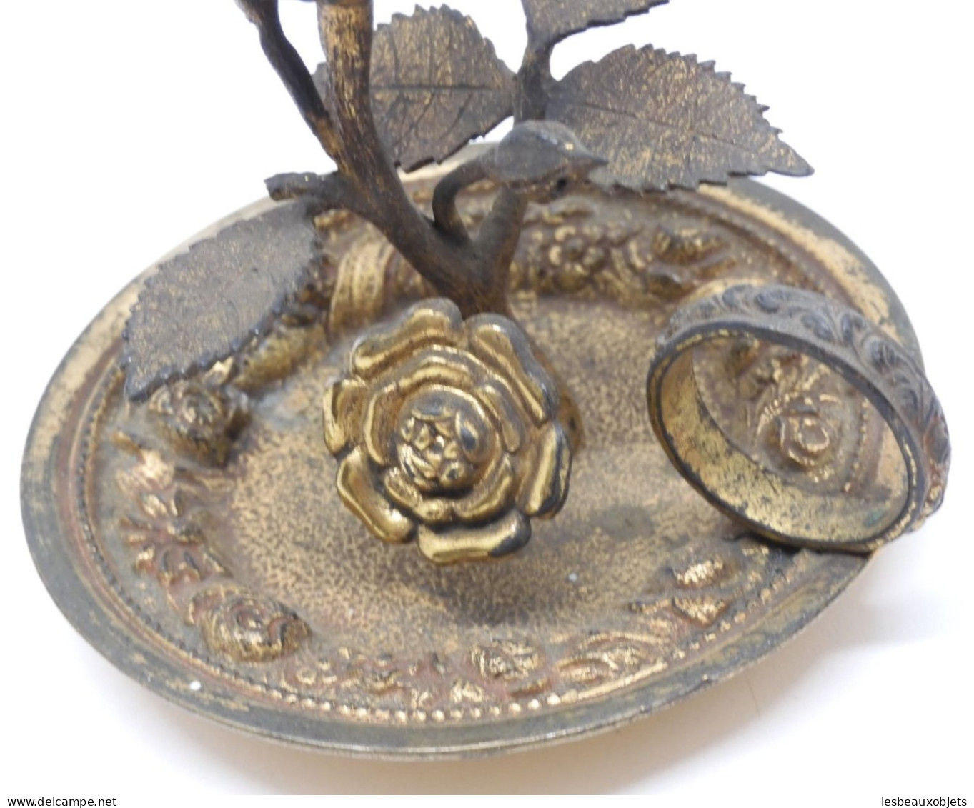 -ANCIEN PETIT BOUGEOIR A MAIN FLEUR BRONZE COLLECTION DECO BOUGIE   E