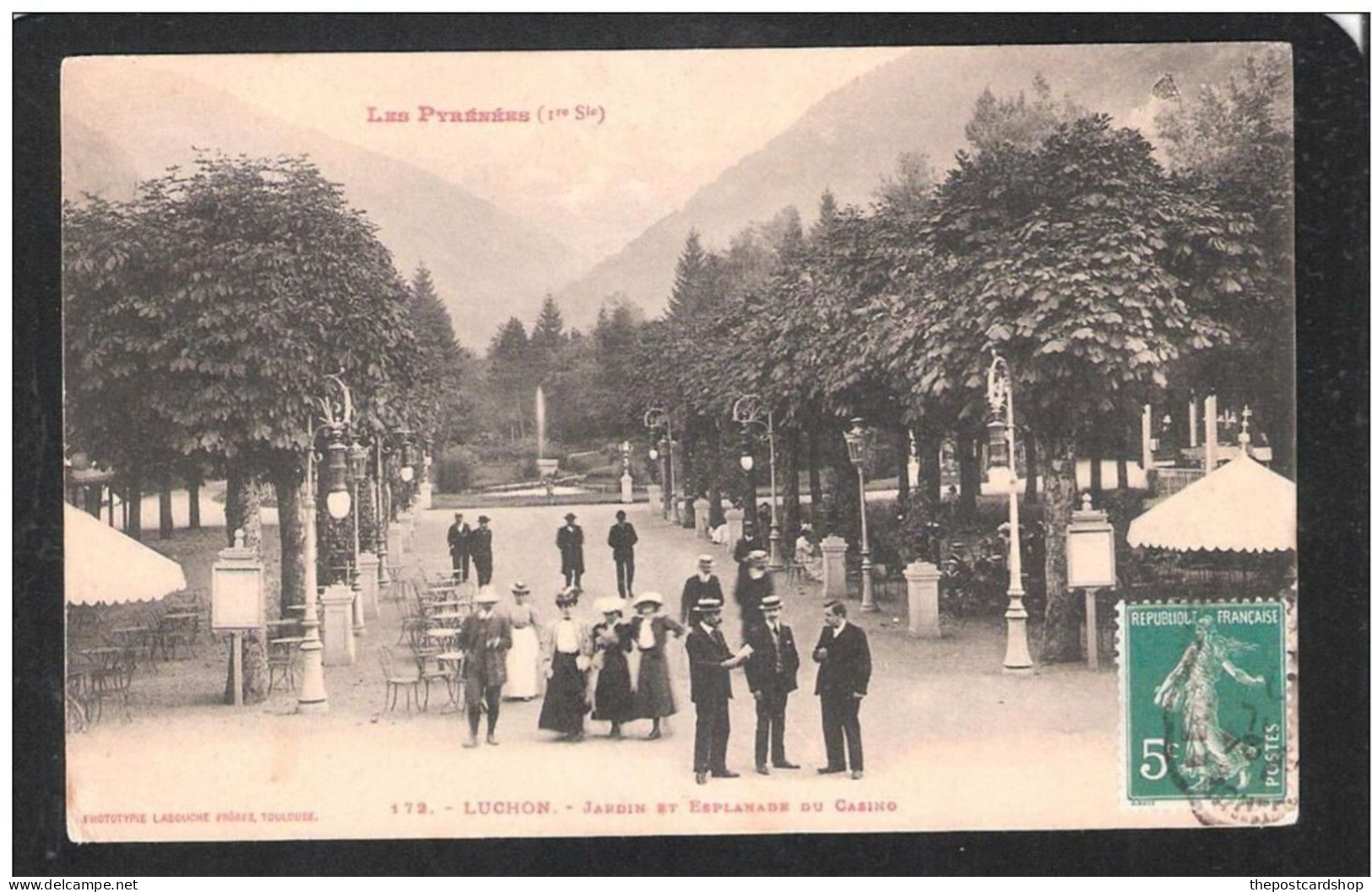 CPA 31 - Luchon - France Jardin Et Esplanade Du Casino - Animé Used - Luchon