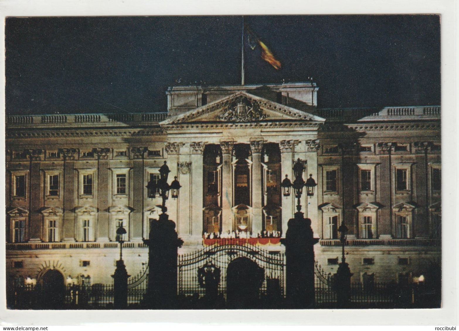 London, Buckingham Palace By Night - Buckingham Palace