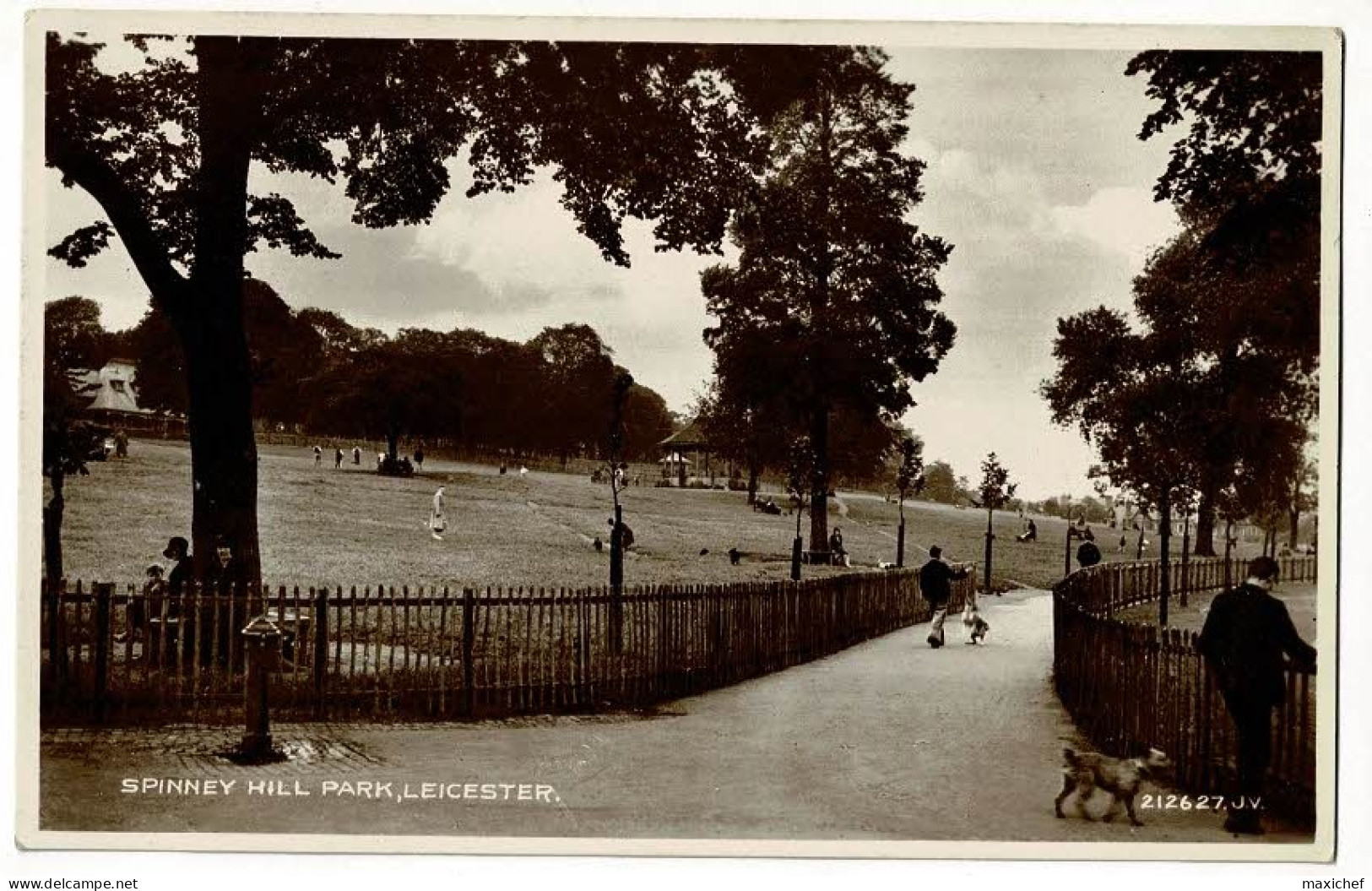 Spinney Hill Park, Leicester (animation, Kiosque) Circulé Sans Date, Sous Enveloppe - Leicester