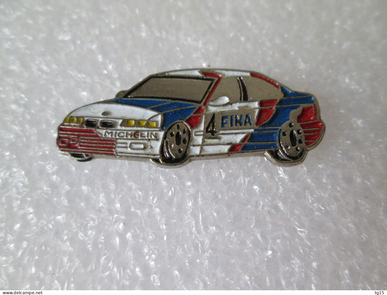 PIN'S    BMW  E 36  SERIE 3  FINA - BMW