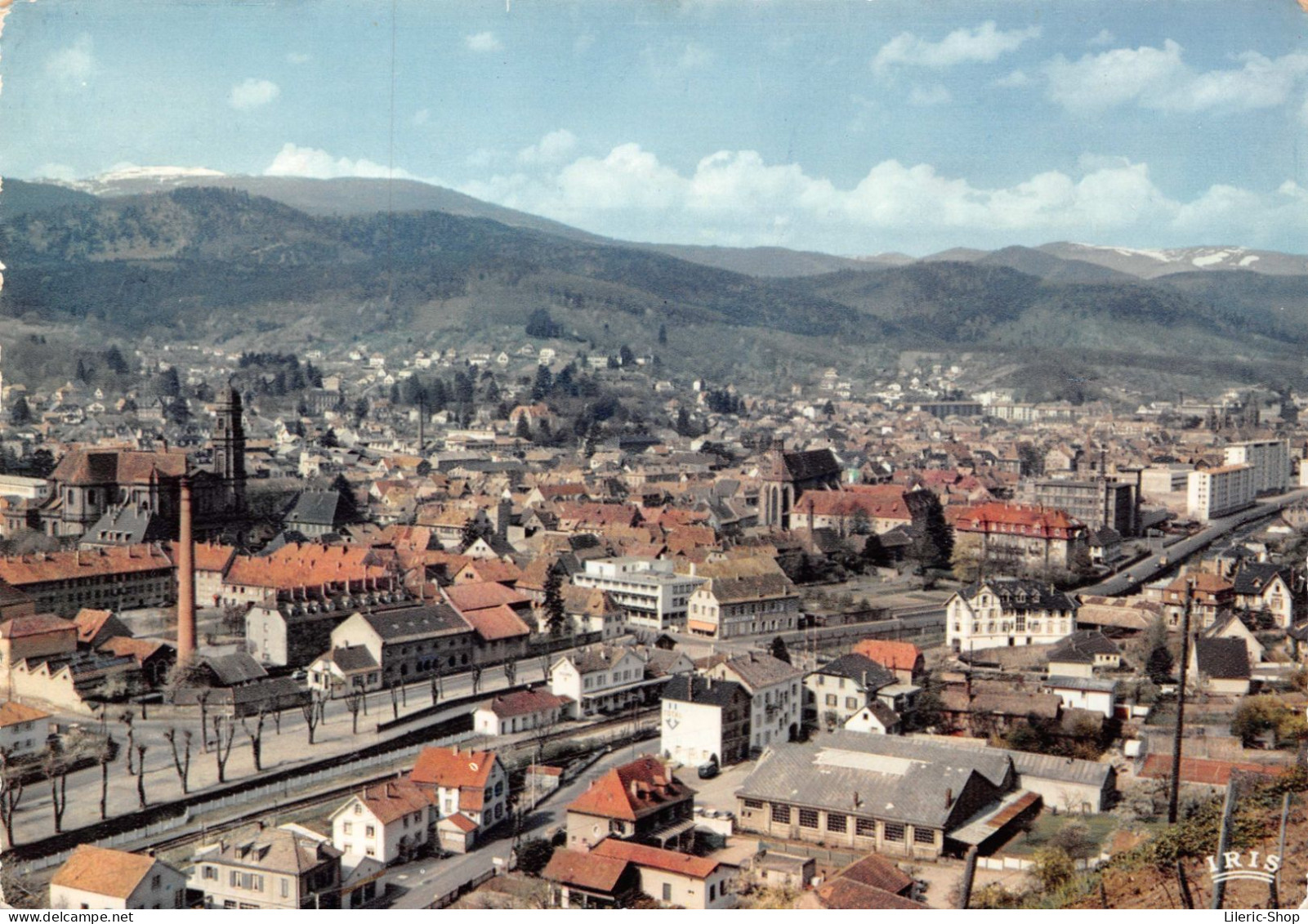 [68] GUEBWILLER (Haut-Rhin) La Ville Et Les Sommets Vosgiens. Cpsm GF Dentelée - Guebwiller