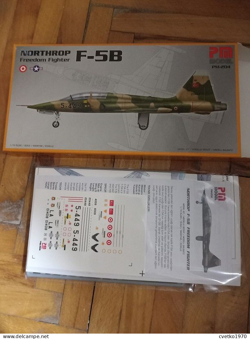 Northrop Freedom Fighter F-5B, 1/72, PM Model - Airplanes & Helicopters