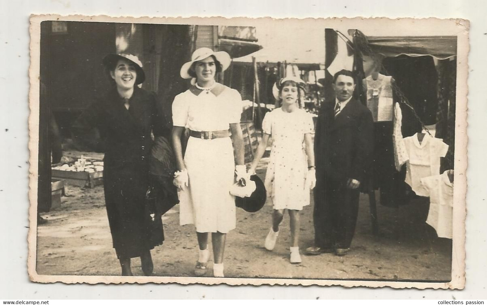 Cp, Carte Photo G. Décés , CHATELLERAULT,  Foire, Vierge - Foires