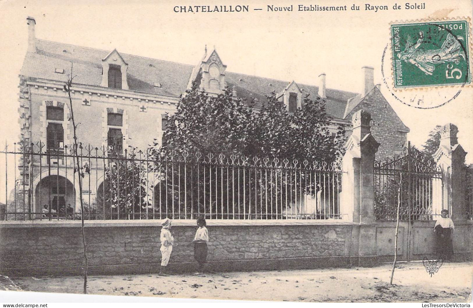 France - Chatelaillon - Nouvel établissement Du Rayon De Soleil - Animé - Carte Postale Ancienne - Châtelaillon-Plage