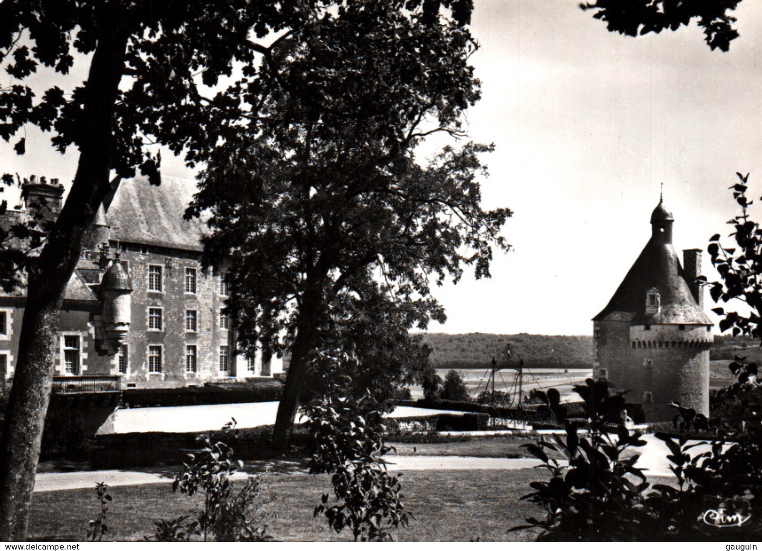 CPSM - BONNES - Château Du Touffou … LOT 2 CP / Edition Combier - Chateau De Touffou