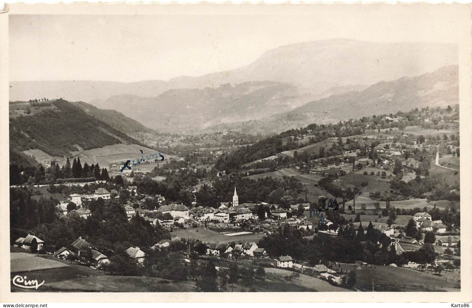 St Geoire En Valdaine * Vue Générale , La Colline St Franc Et Montagnes De Savoie - Saint-Geoire-en-Valdaine