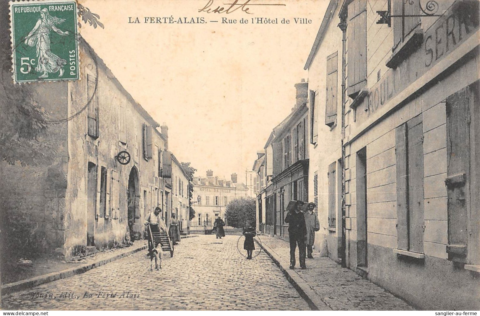 CPA 91 LA FERTE ALAIS / RUE DE L'HOTEL DE VILLE - La Ferte Alais