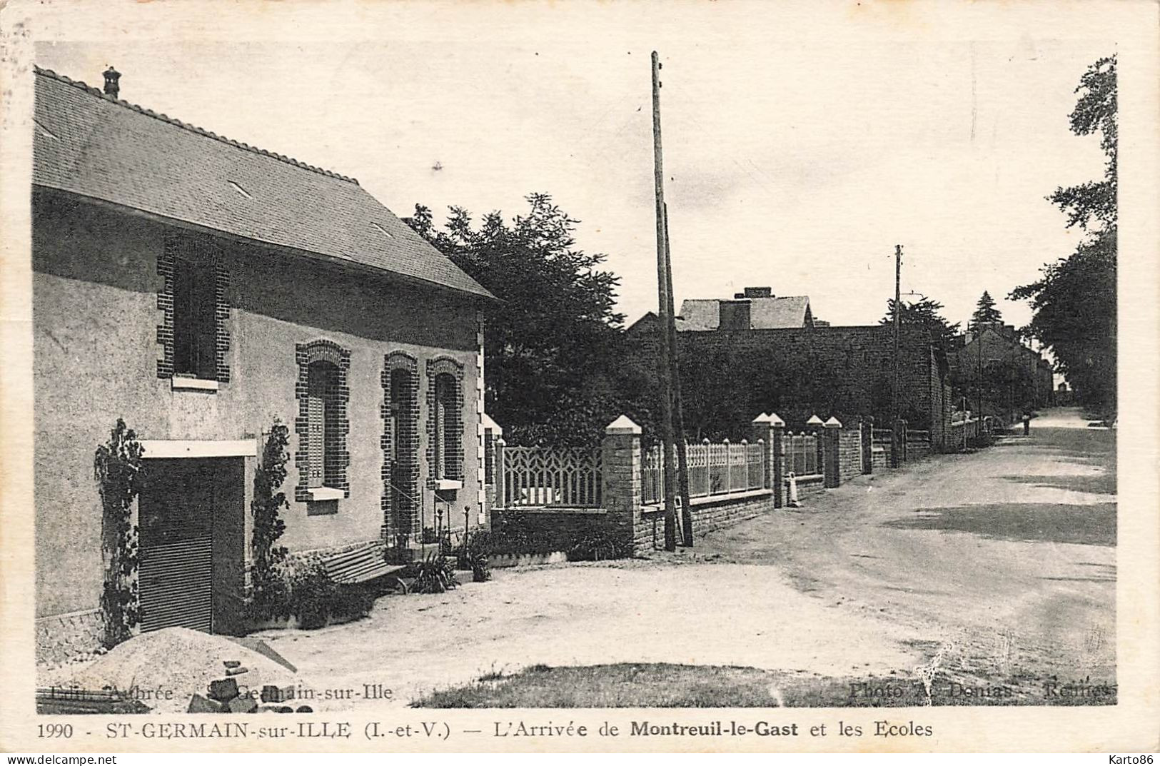 St Germain Sur Ille * Route D'arrivée De Montreuil Le Gast Et Les écoles * Groupe Scolaire - Saint-Germain-sur-Ille