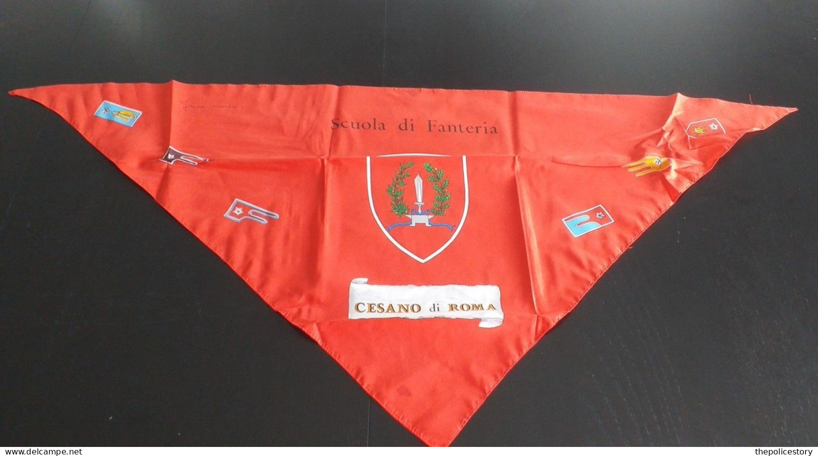 Foulard Vintage E.I. Scuola Di Fanteria Cesano Di Roma Ottimo Mai Usato - Uniformes