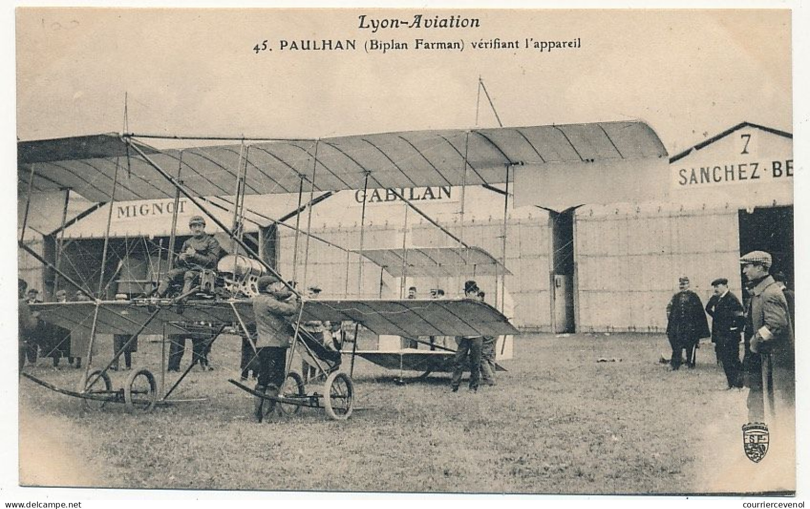 CPA - FRANCE -  LYON-AVIATION - Paulhan (Biplan Farman) Vérifiant L'appareil - ....-1914: Precursori