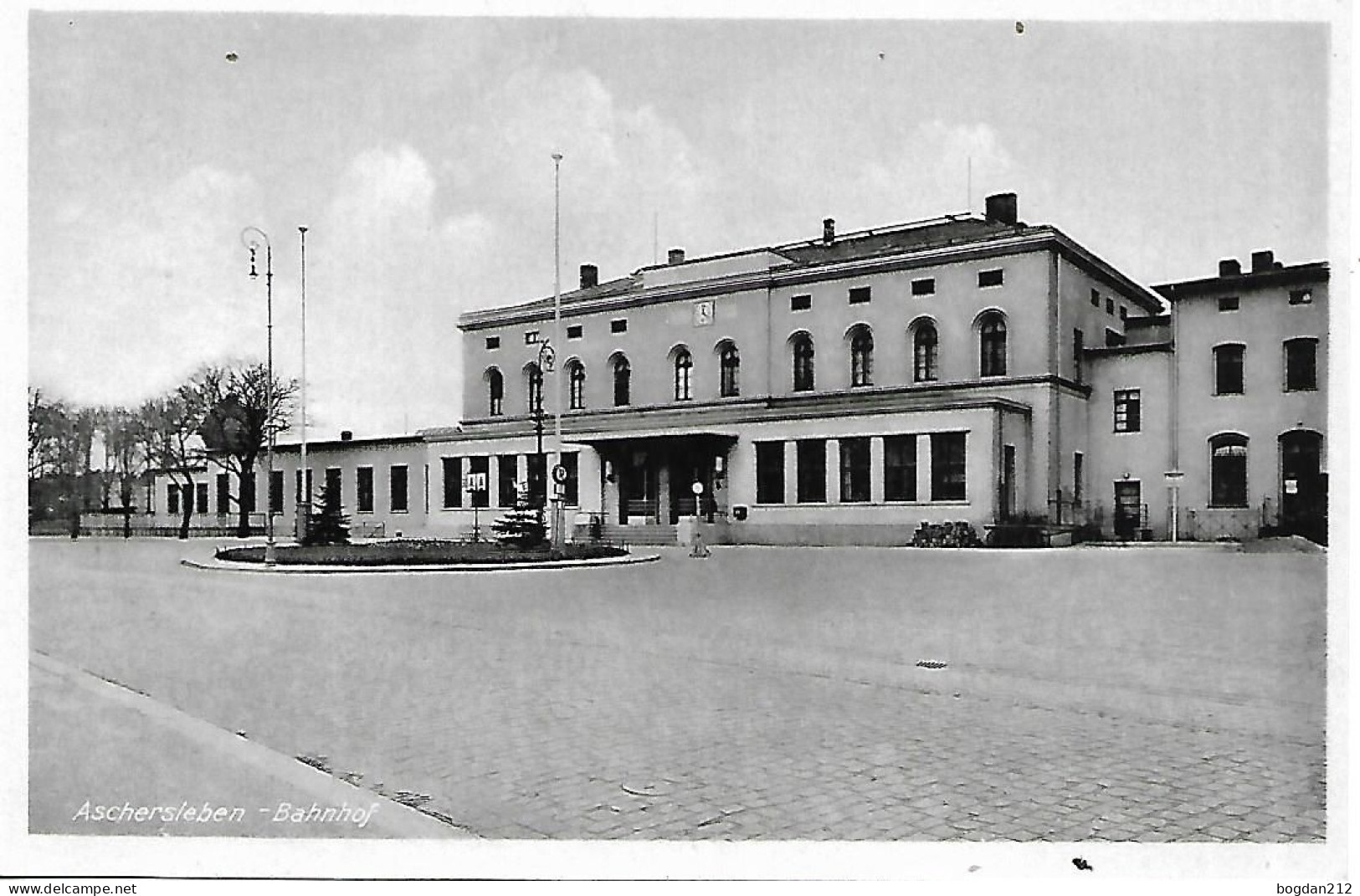 1940/45 - Aschersleben  BAHNHOF ,   Gute Zustand, 2 Scan - Aschersleben