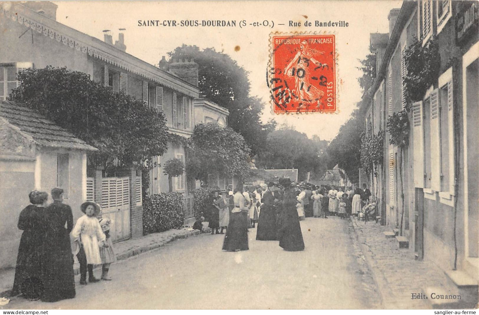 CPA 91 SAINT CYR SOUS DOURDAN / RUE DE BANDEVILLE / Cliché Rare - Sonstige & Ohne Zuordnung