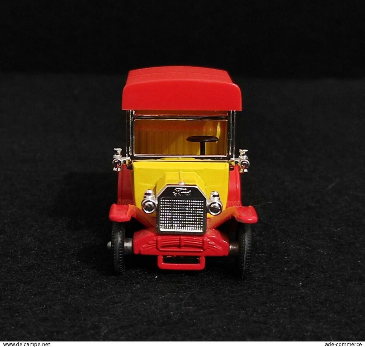 Corgi Model T Ford Van Lipton Tea - Modellino - Other & Unclassified