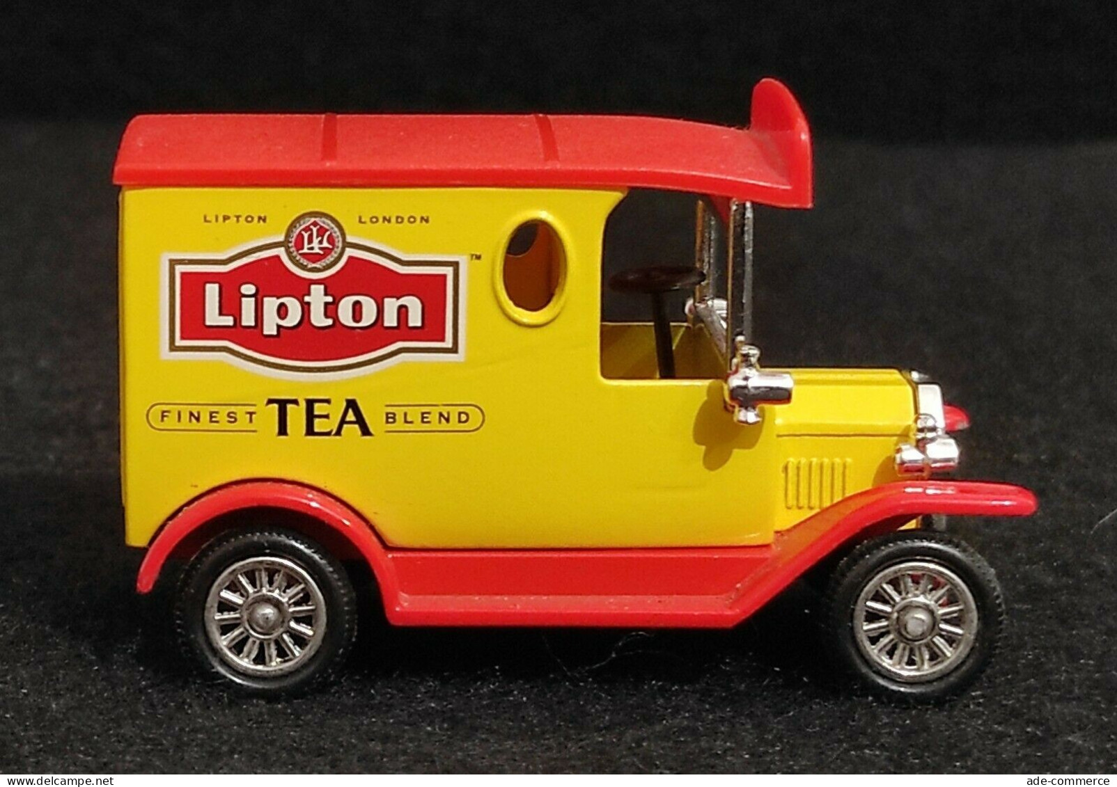 Corgi Model T Ford Van Lipton Tea - Modellino