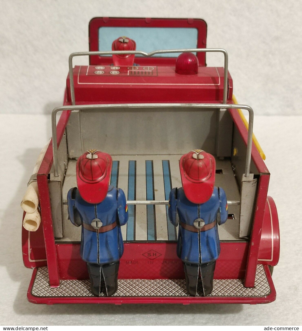 S.H Made in Japan Fire Truck - Pompieri - Giocattolo Latta Batteria - Vintage