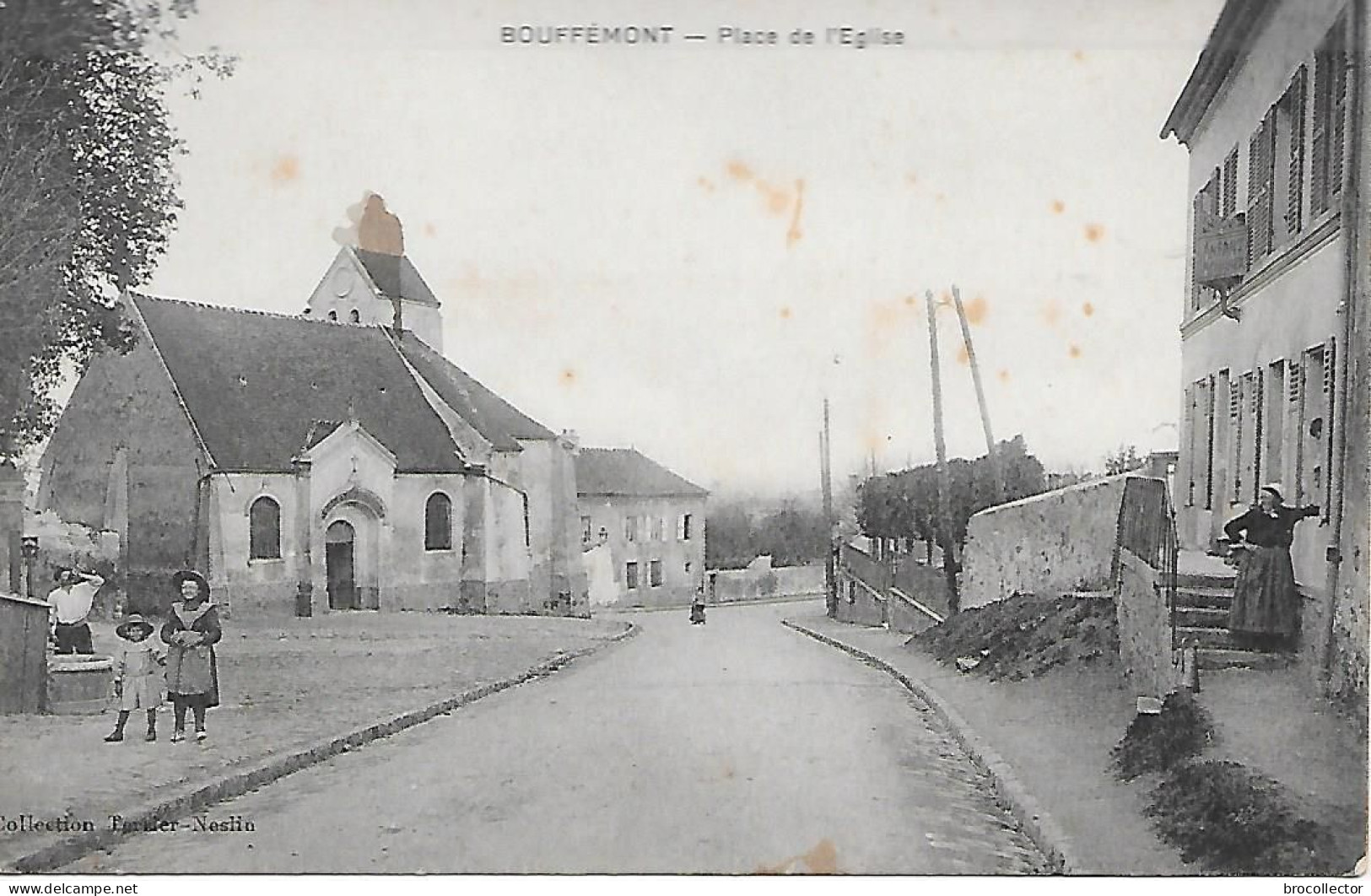 BOUFFEMONT  ( 95 ) - Place De L'Eglise - Bouffémont
