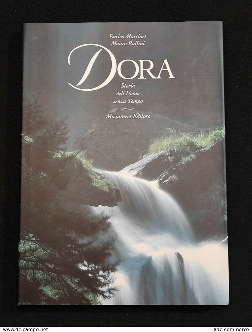 Dora - Storia Dell'Uomo Senza Tempo - Martinet/Ruffini - Musumeci - 1994 - Fotografie