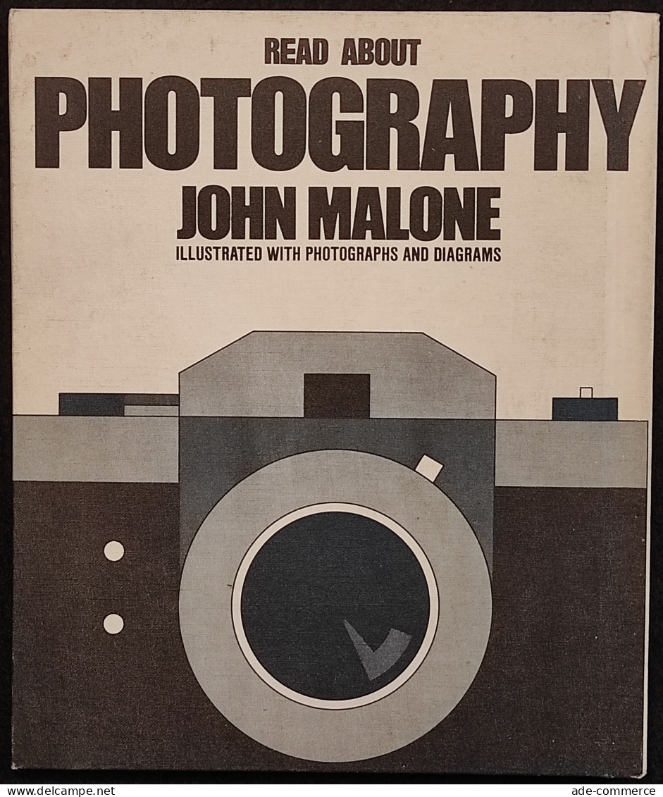 Read About Photography - J. Malone - Groiler Int. - 1971 - Foto