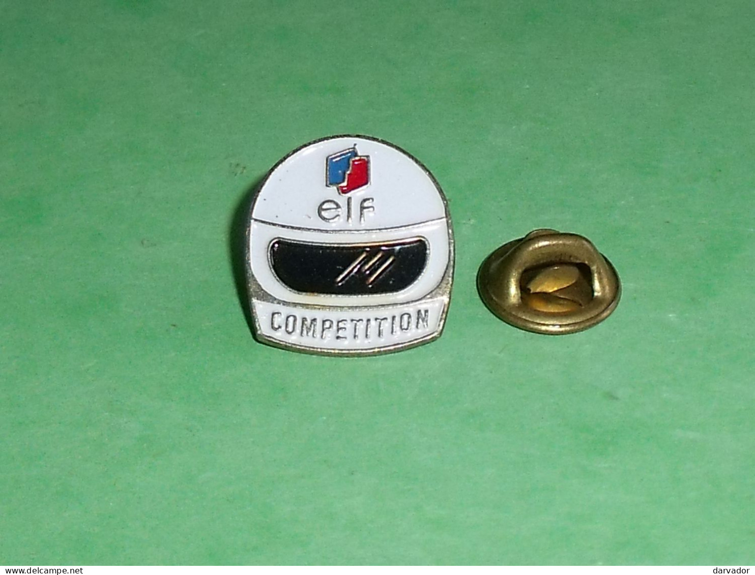 TB6BB / Pin's : Casque , Compétition , Elf   état (voir Scan ) - Automobile - F1