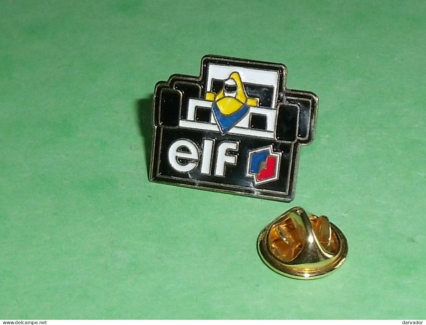 TB6BB / Pin's : Voiture , F1 , Elf                                                     état (voir Scan ) - Automobile - F1