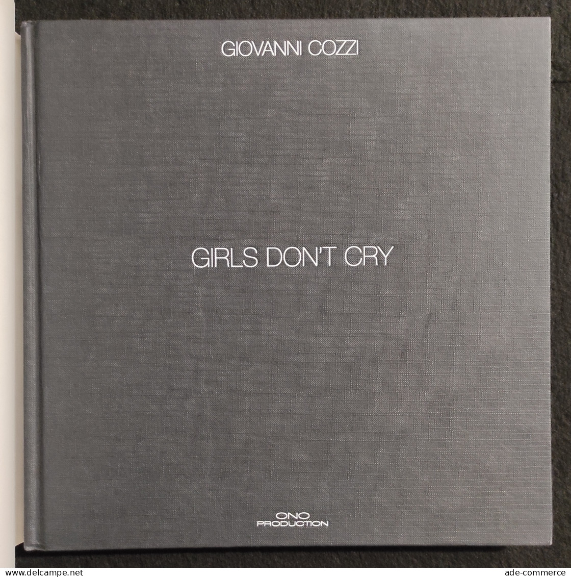 Girls Don't Cry - Giovanni Cozzi - 2001 - Fotografia VIP - Foto