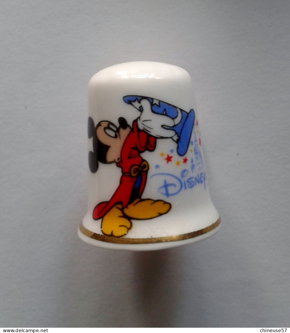 Dé à Coudre En Porcelaine Mickey  Disneyland Paris - Thimbles