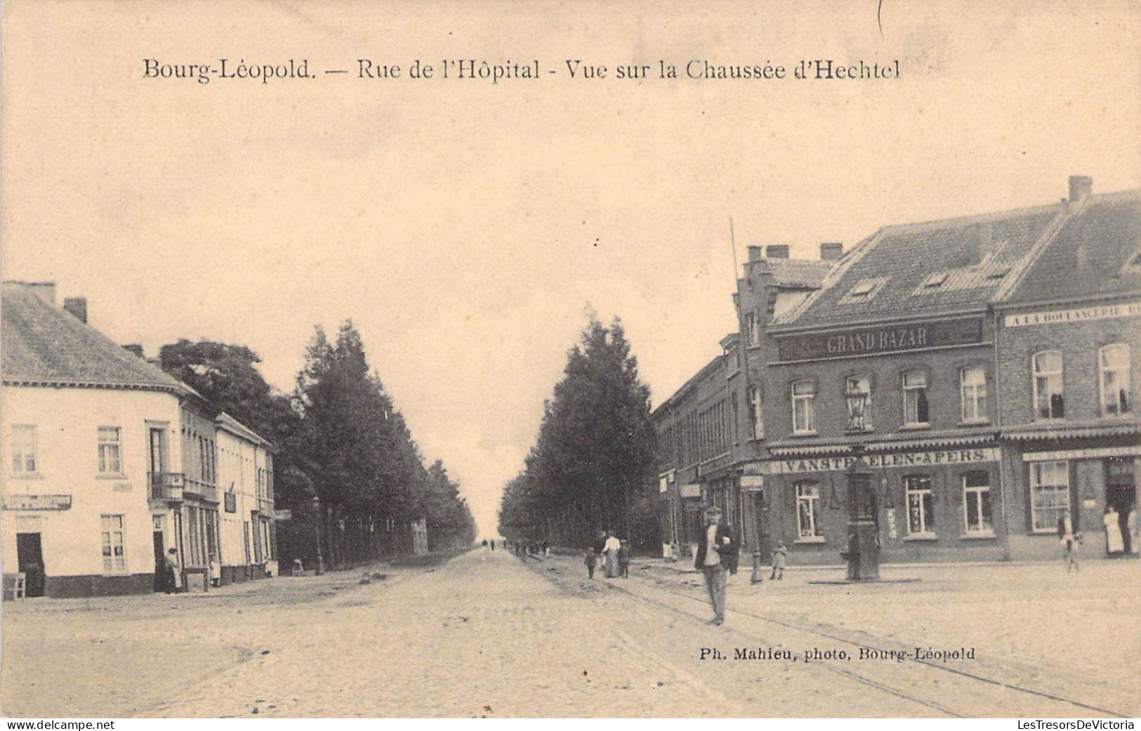 Belgique - Bourg Leopold - Rue De L'hôpital - Vue Sur La Chaussée D'Hechtel - Ph. Mahieu - Carte Postale Ancienne - Hasselt