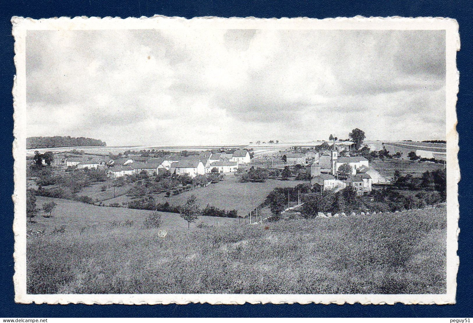 Villers-la-Loue ( Meix-devant-Virton). Panorama Avec L'église Saint-Hubert. 1956 - Meix-devant-Virton