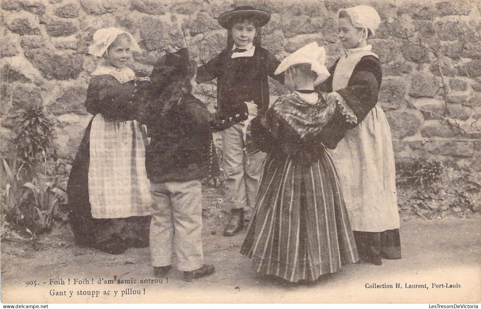 FOLKLORE - FOIH !FOIH ! D'am Samic Aotrou ! Gant Y Stoupp Ac Y Pillou ! - Carte Postale Ancienne - Andere & Zonder Classificatie