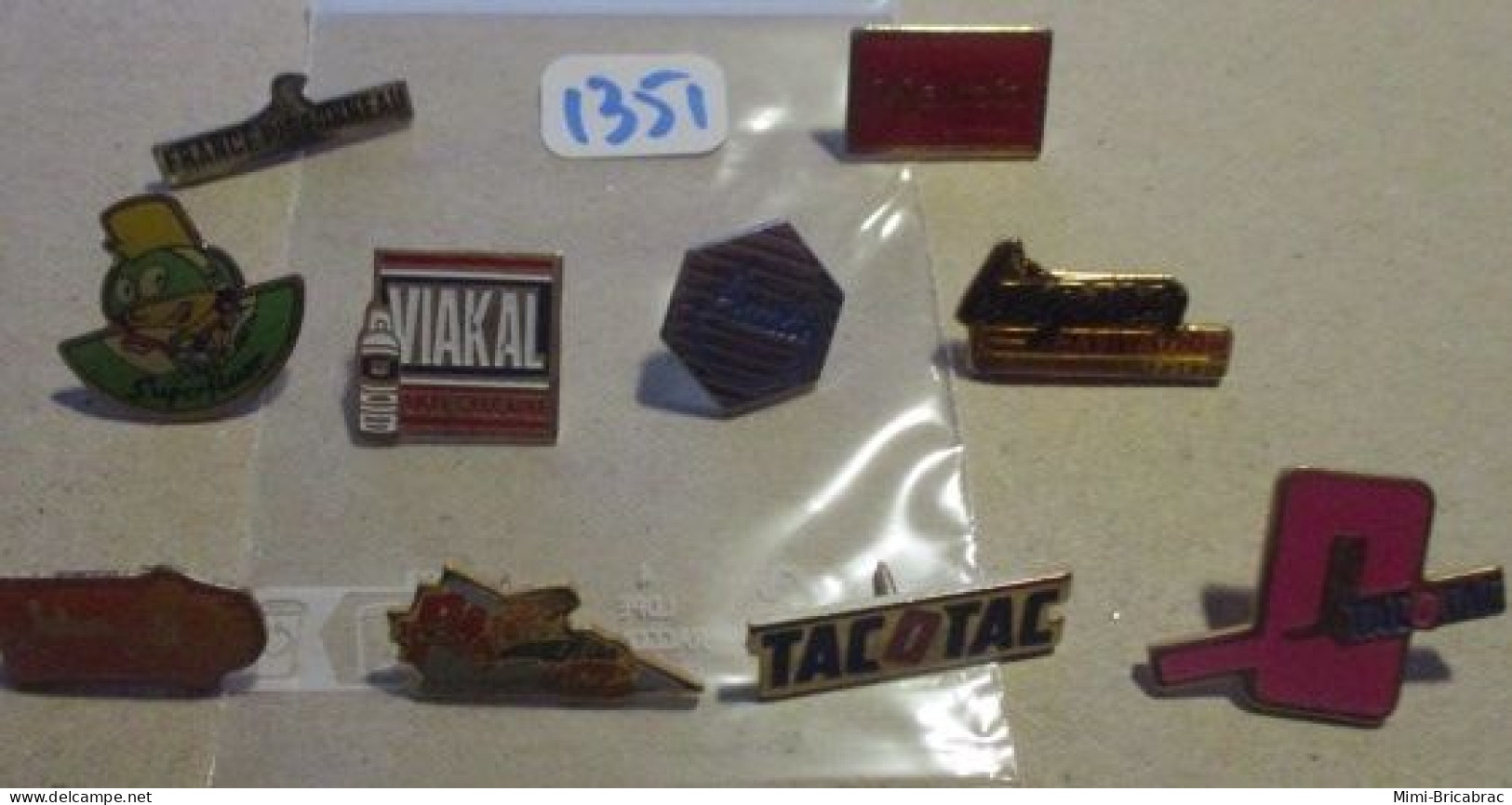 SUPER AFFAIRE A PRIX CASSE !!! LOT 1351 : Lot De 10 Pin's TOUS DIFFERENTS En Très Bon état Mais SANS Les Attaches - Lots