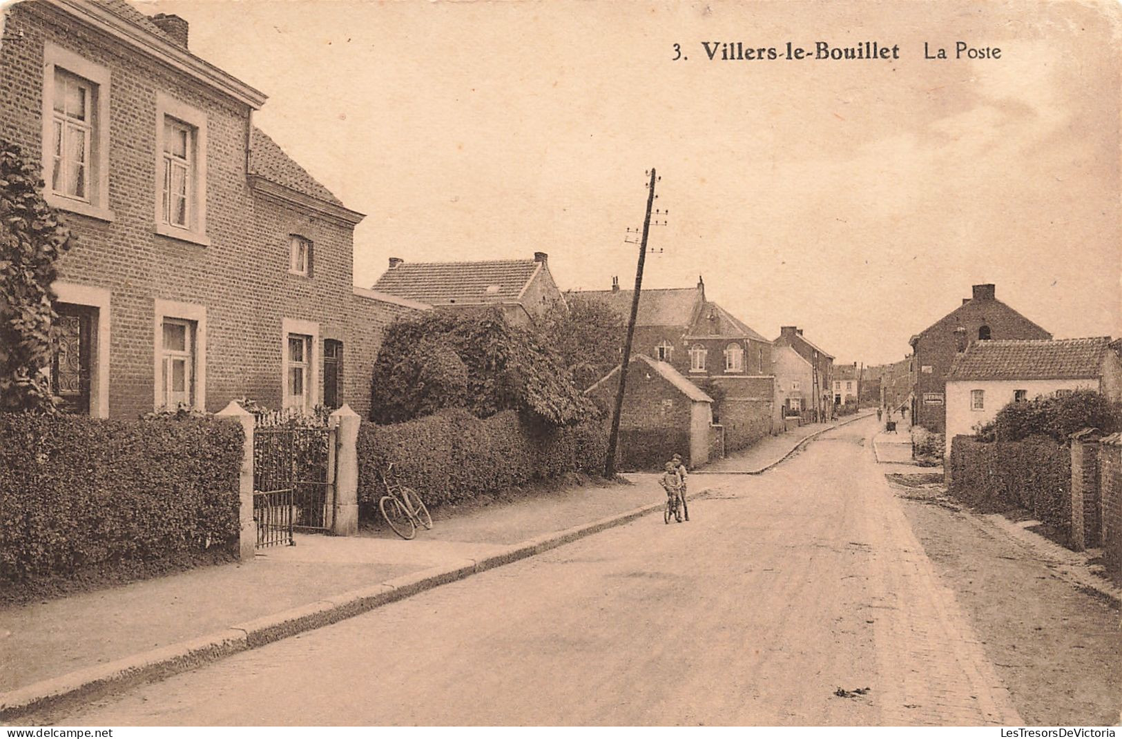 Belgique - Villers Le Bouillet - La Poste - Edit. Cuivers Lemye - Animé - Vélo - Carte Postale Ancienne - Hoei