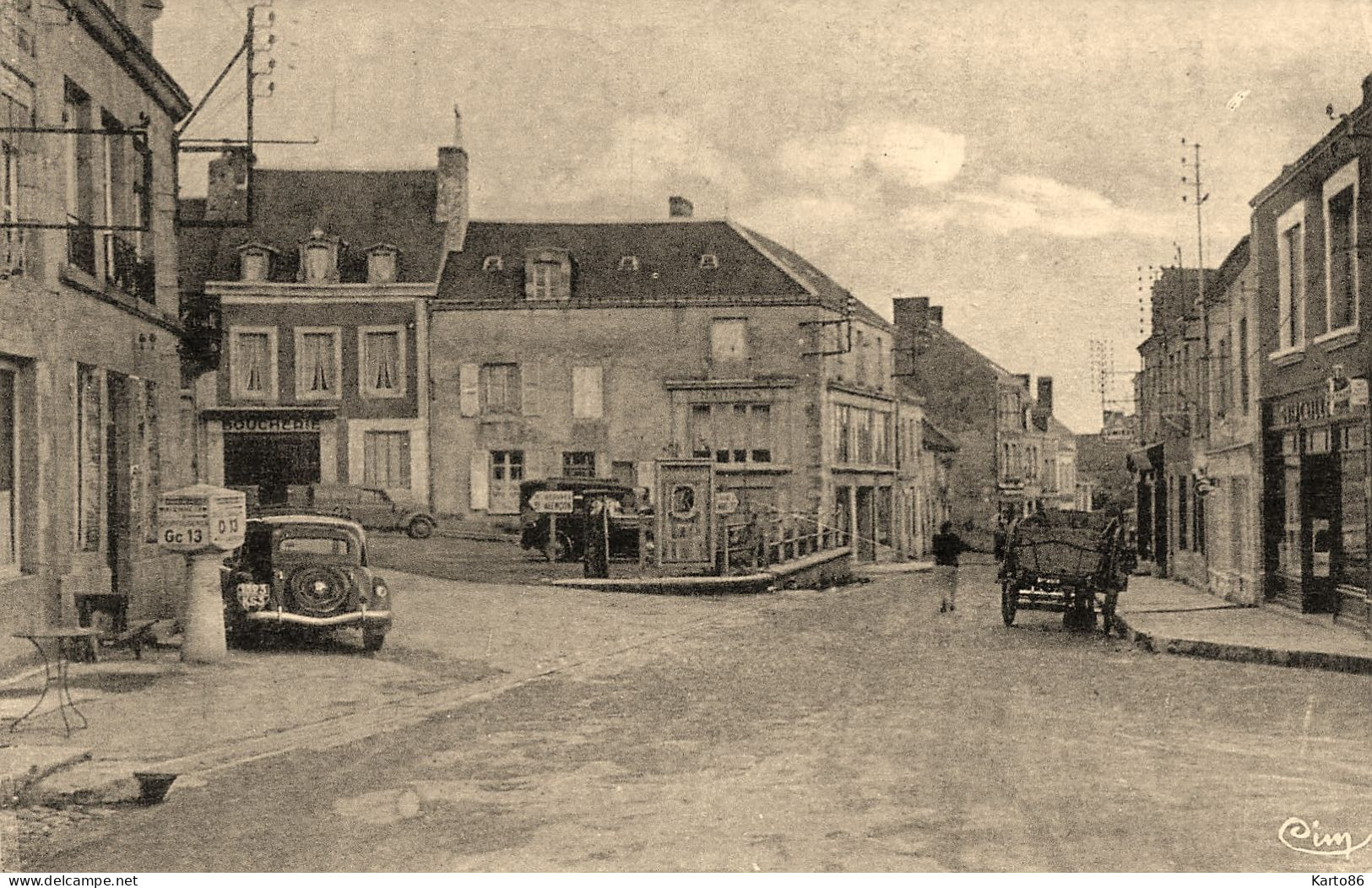 Villaines La Juhel * Place Des Halles * Boucherie * Automobile - Villaines La Juhel