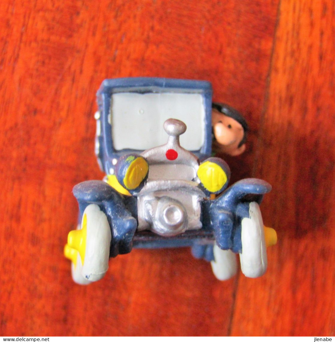 Taille Crayon Gaston Lagaffe En Voiture - Little Figures - Plastic