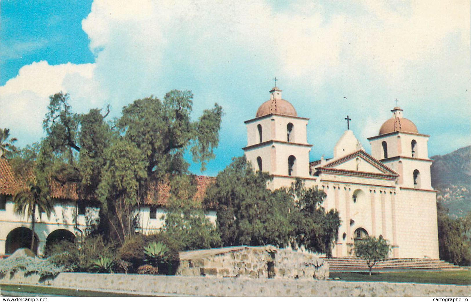 Postcard USA United States CA - California > Santa Barbara Mission - Santa Barbara