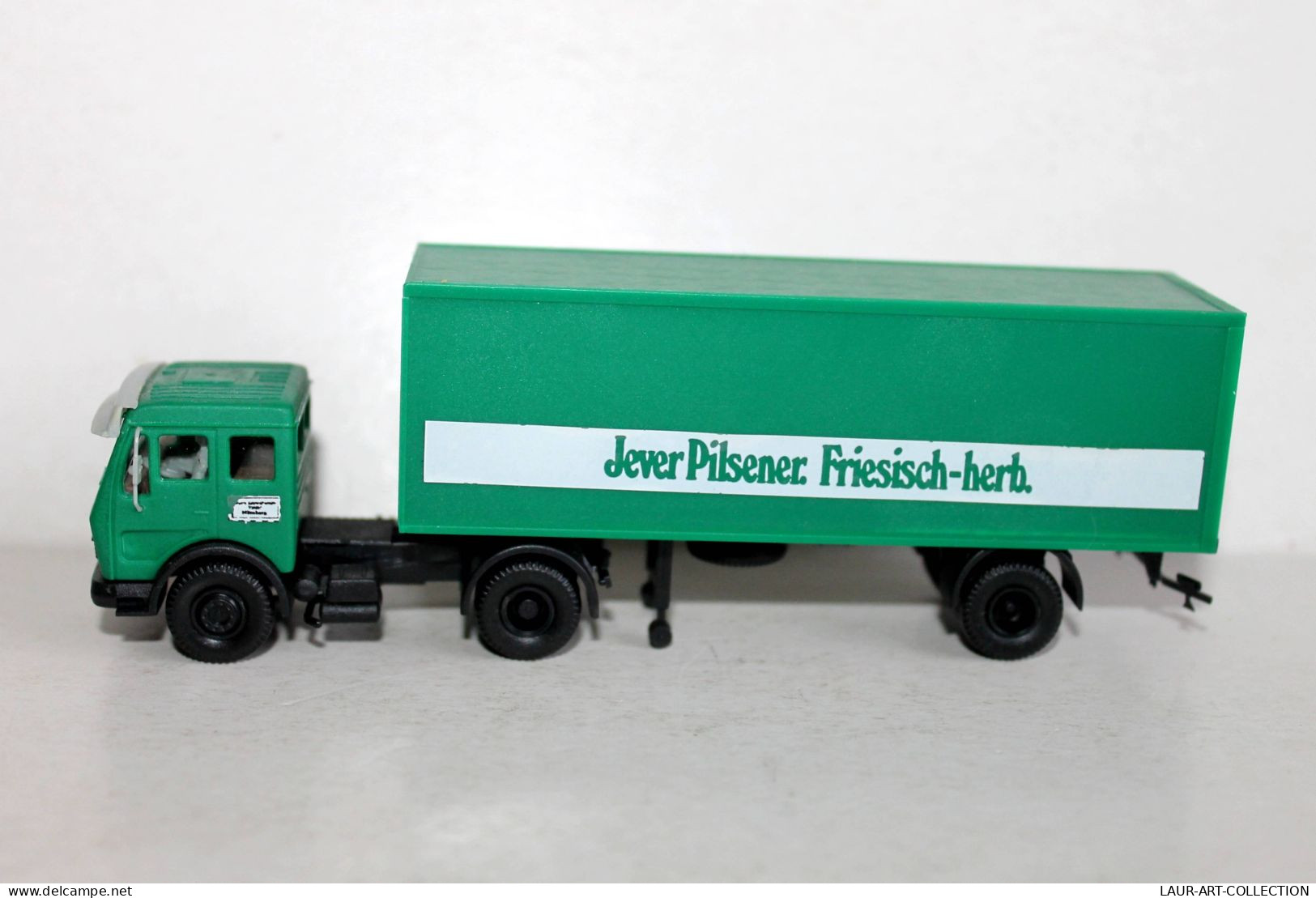 CAMION, POIDS LOURD 1/87 TRACTEUR MERCEDES + SEMI REMORQUE BIERE JEVER PILSENER - AUTOMOBILE MINIATURE (1712.92) - Scala 1:87