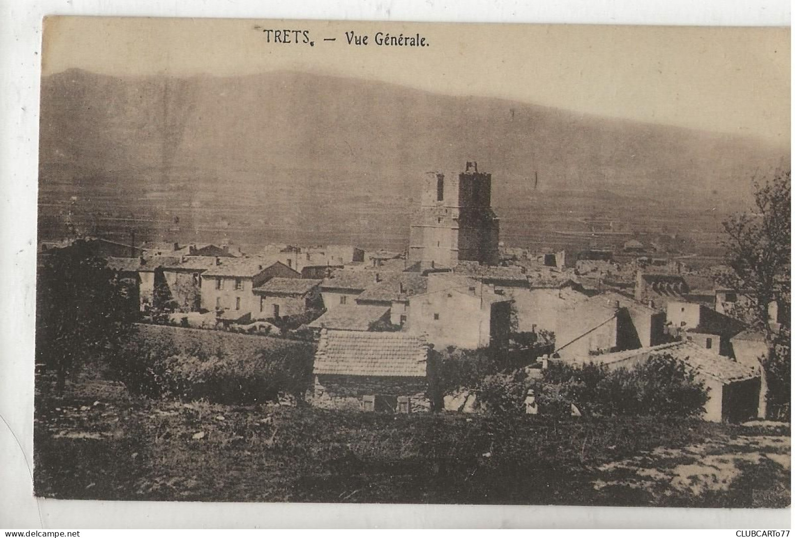 Trets (13) : Vue Panoramique Du Quartier De L'église En 1937 PF. - Trets