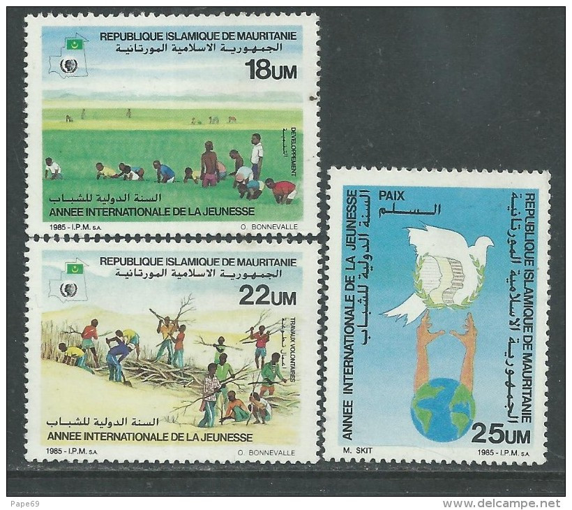 Mauritanie  N° 572  / 74  XX  Année Internationale De La Jeunesse. Les 3  Valeurs Sans Charnière, TB - Mauritanie (1960-...)